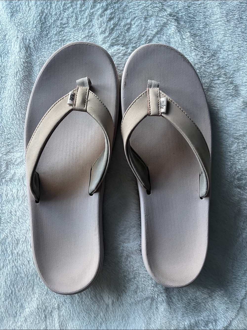 Women's Flip Flop Sandals — Lightweight Everyday Wear